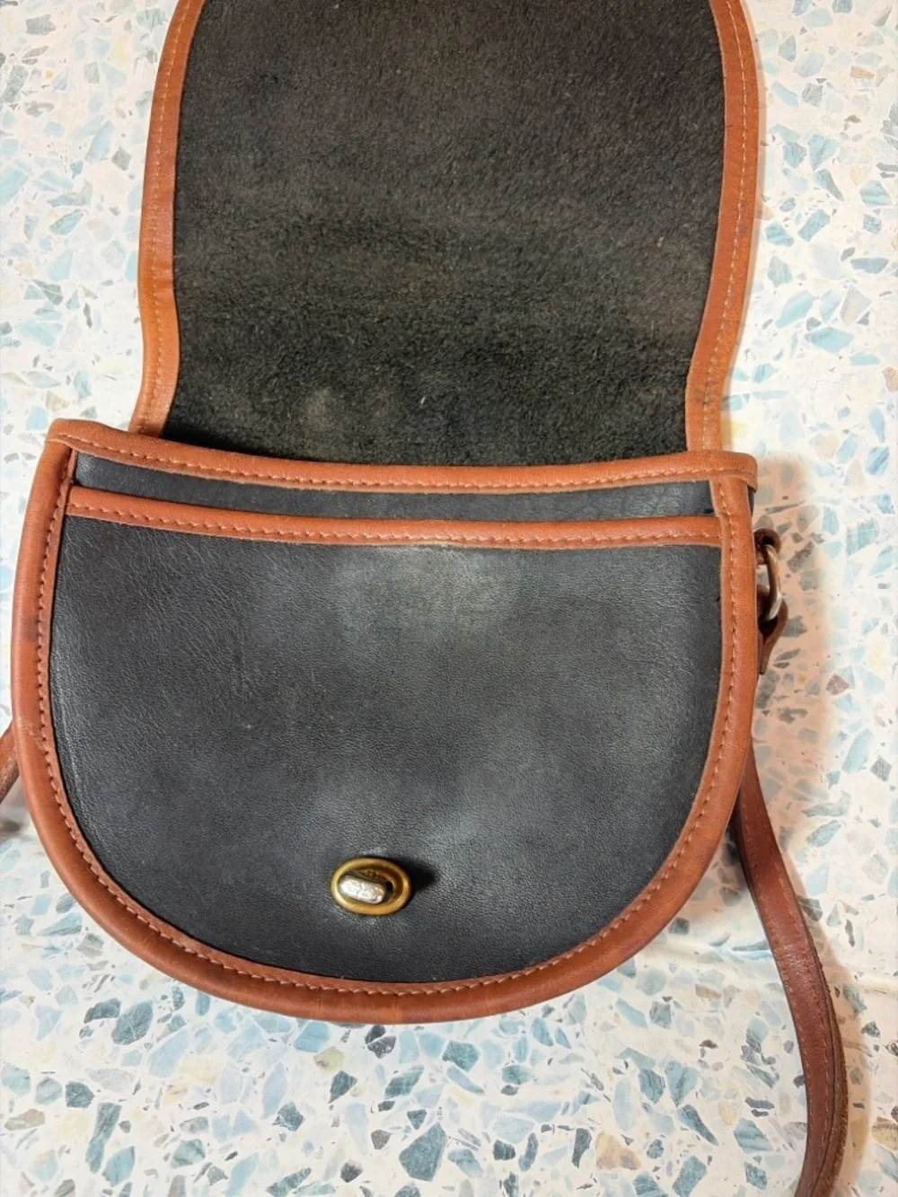 Vintage Coach Court Bag 9870 Spectator Black Brown Leather Crossbody USA - Picture 4 of 8